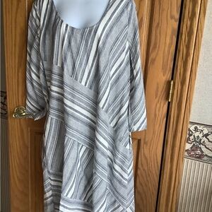 Soft Surroundings NWT  XL fully lined, 2 pockets,, dress